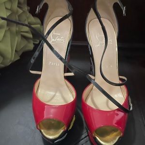 Authentic Christian louboutin wedges size 38 1/2